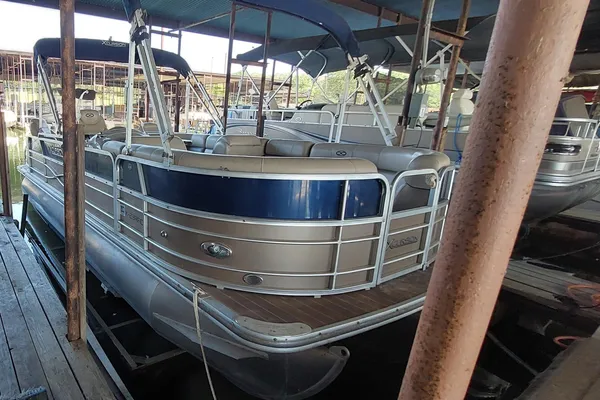 Xcursion 23RFC image