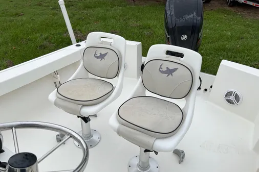 Mako 184-CENTER-CONSOLE image