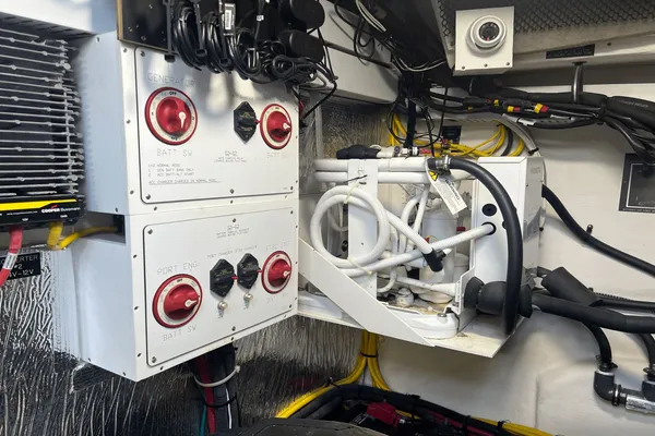 Cruisers Yachts 50 Cantius image