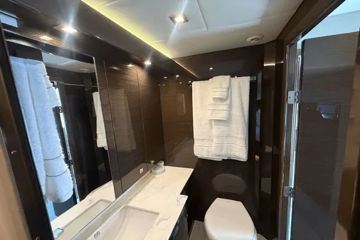 Cruisers Yachts 50 Cantius image