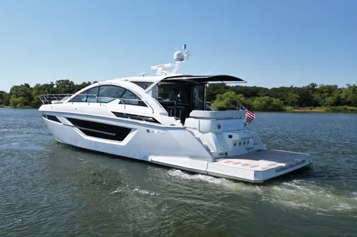 Cruisers Yachts 50 Cantius image