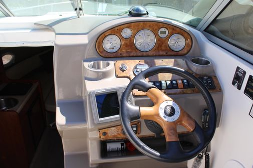 Rinker 250-EXPRESS-CRUISER image