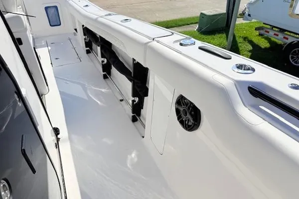 Tidewater 302-CC-ADVENTURE image