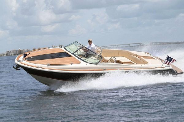 Chris-Craft Corsair 30 - main image