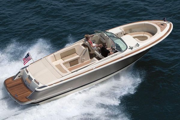 Chris-Craft Launch 30 - main image