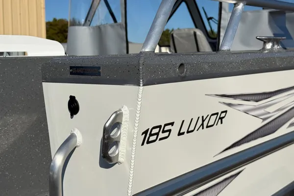 Thunder-jet 185-LUXOR image