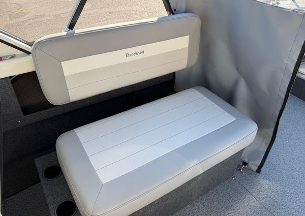 Thunder-jet 185-LUXOR image