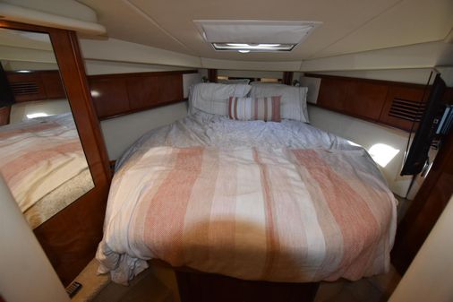 Sea Ray 40 Sundancer image