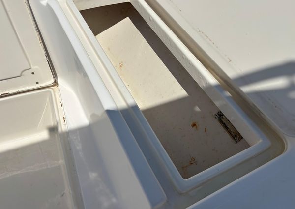 Mako 221-CENTER-CONSOLE image