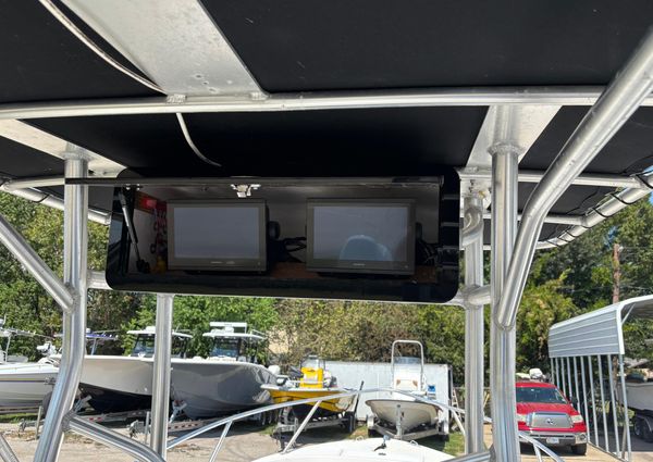 Mako 221-CENTER-CONSOLE image