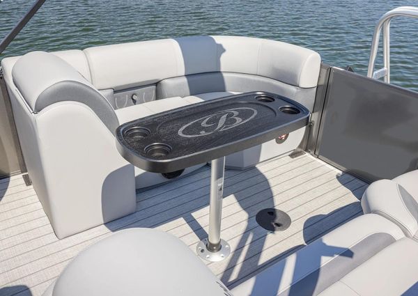 Bentley-pontoons LEGACY-243-QSB image