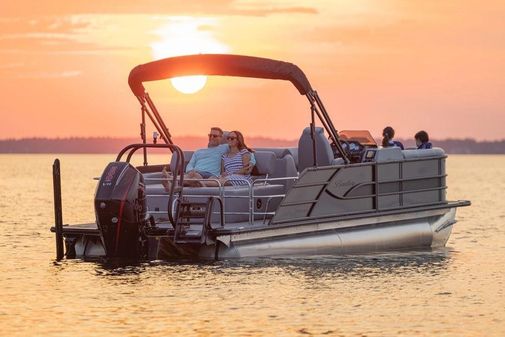 Bentley-pontoons LEGACY-243-QSB image