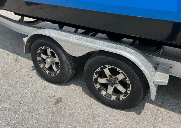 Robalo 246-CAYMAN image