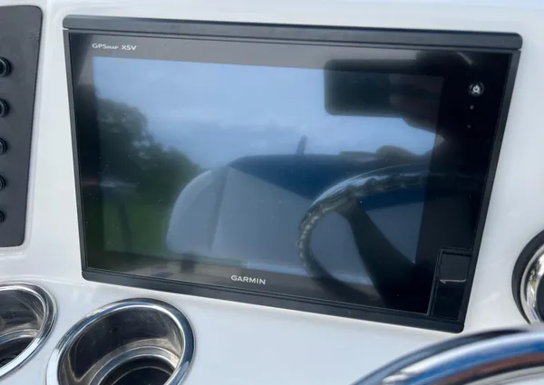 Robalo 246-CAYMAN image