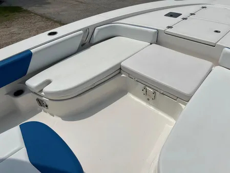 Robalo 246-CAYMAN image