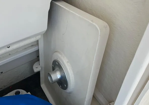 Robalo 246-CAYMAN image