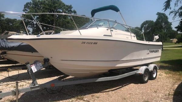 Bayliner Trophy 2052
