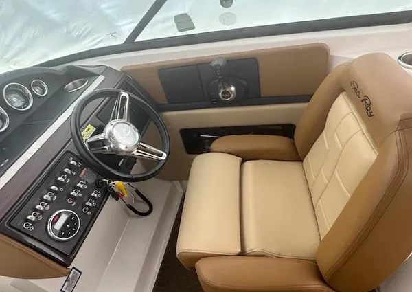 Sea-ray 270-SLX image