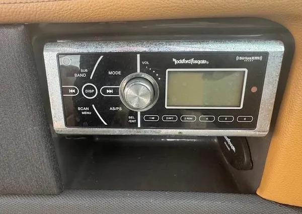 Sea-ray 270-SLX image