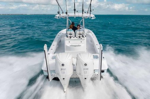 Contender 29-BAY image