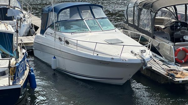 Sea Ray 270 Sundancer 