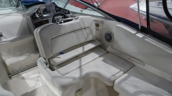 Bayliner 255 image