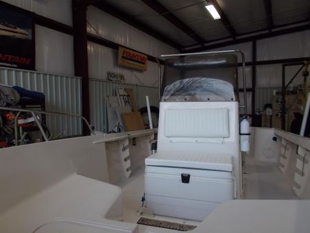 Sea Hunt 200 image