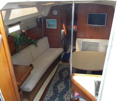 Hunter 33-5 image