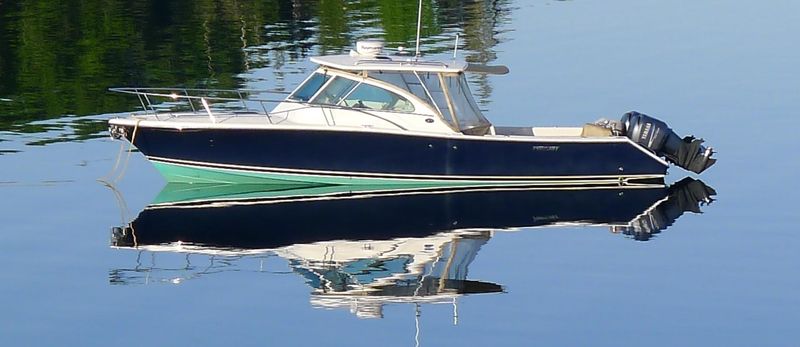 Pursuit 3480 Drummond Island Runner - main image