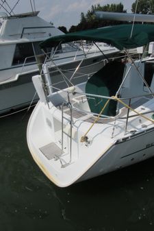 Beneteau 323 image