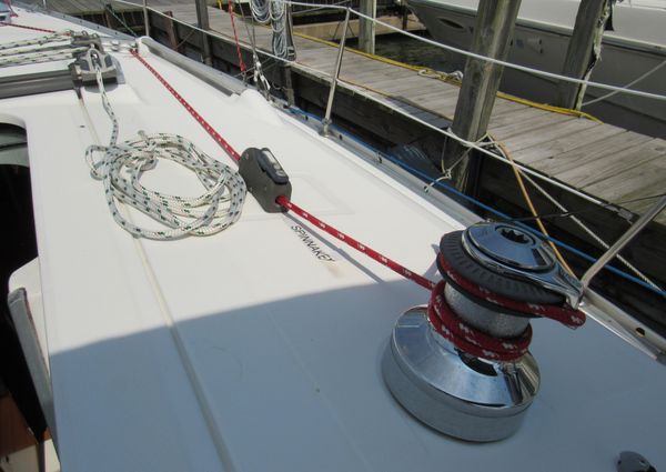 Beneteau 323 image