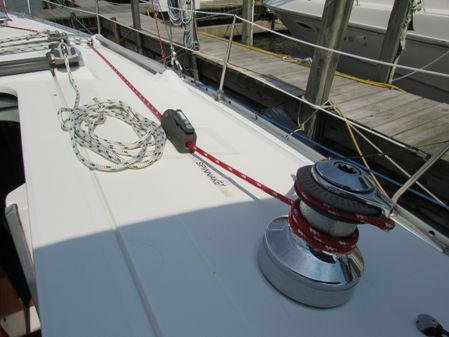 Beneteau 323 image