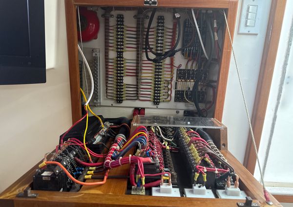 Cabo 31-EXPRESS image