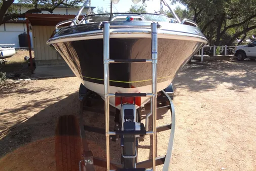 Formula 240 Bowrider image