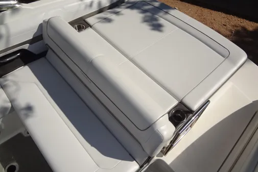 Formula 240 Bowrider image