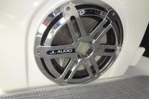 Formula 240 Bowrider image