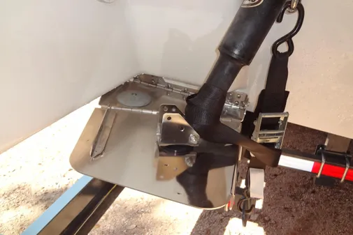 Formula 240 Bowrider image