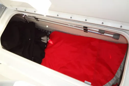 Formula 240 Bowrider image