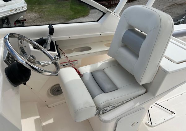 Everglades 230-DUAL-CONSOLE image