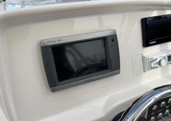 Everglades 230-DUAL-CONSOLE image