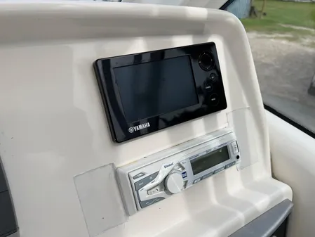 Everglades 230-DUAL-CONSOLE image