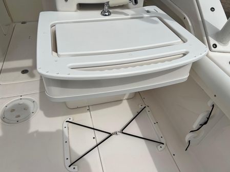 Everglades 230-DUAL-CONSOLE image