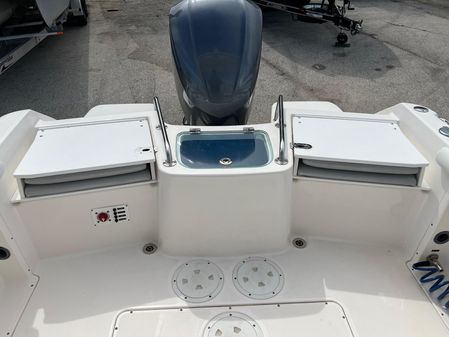 Everglades 230-DUAL-CONSOLE image