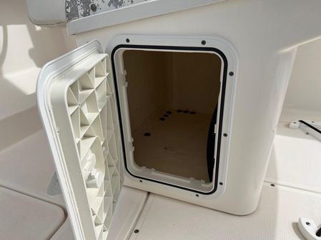 Everglades 230-DUAL-CONSOLE image