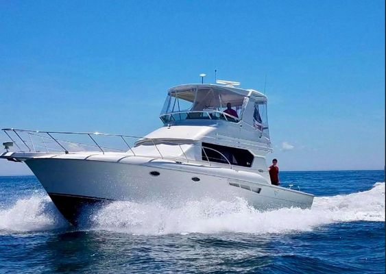 Silverton 42 Convertible - main image