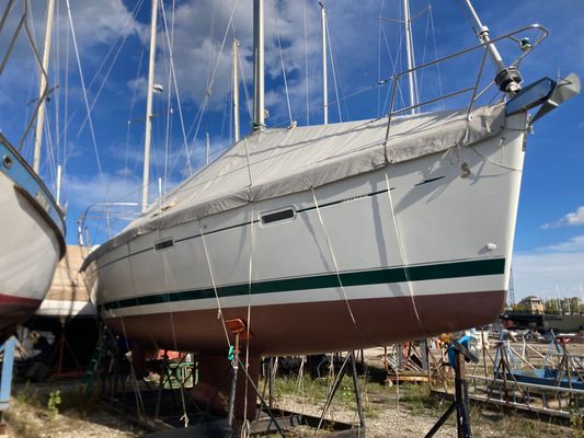 Beneteau OCEANIS-373 - main image