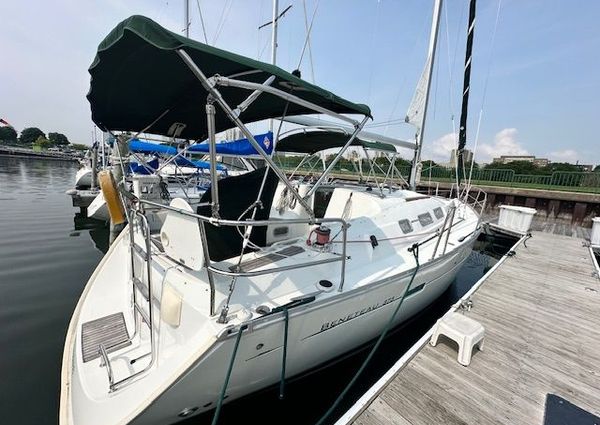 Beneteau OCEANIS-373 image