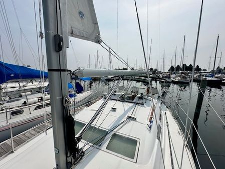 Beneteau OCEANIS-373 image