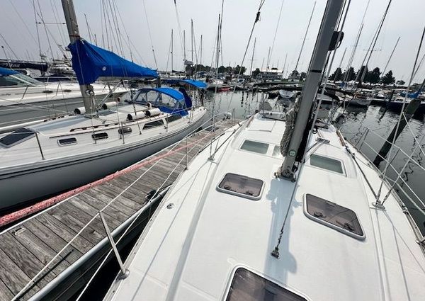 Beneteau OCEANIS-373 image