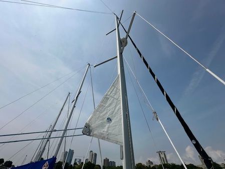 Beneteau OCEANIS-373 image